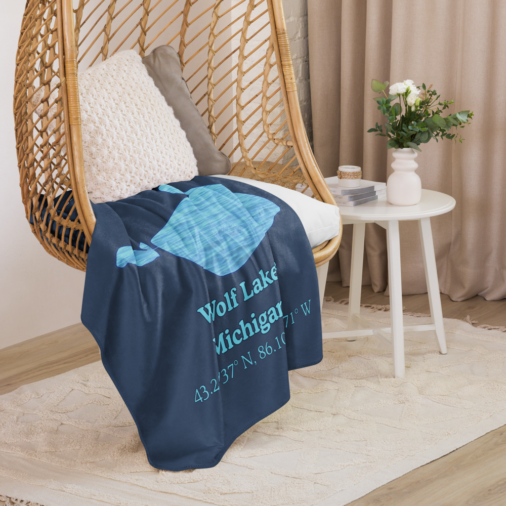 Wolf Lake Sherpa Blanket