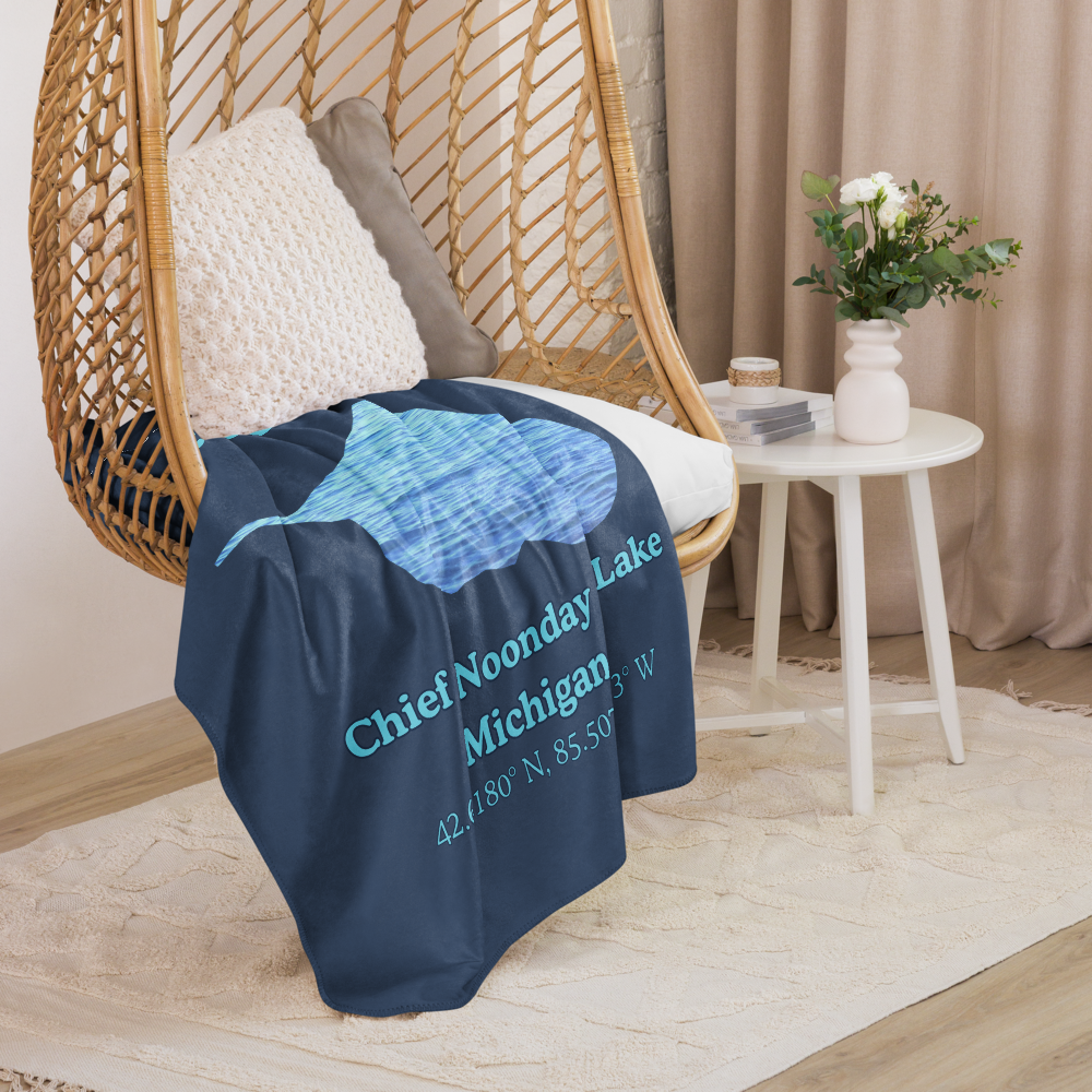 Chief Noonday Lake Sherpa Blanket