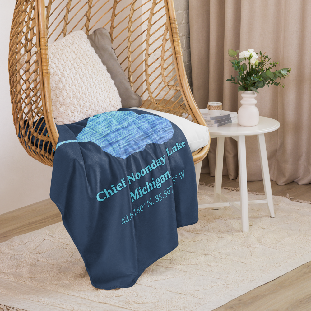 Chief Noonday Lake Sherpa Blanket