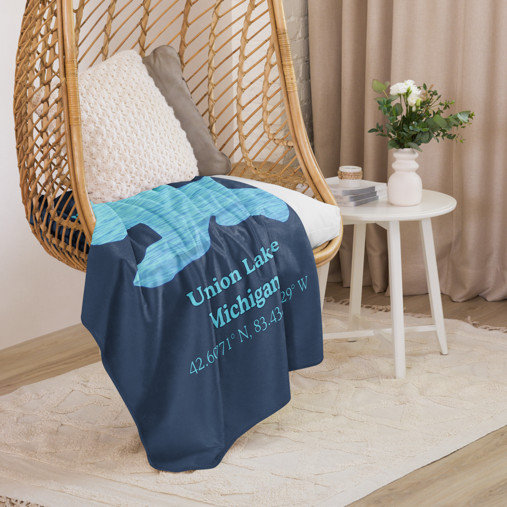 Sherpa blanket with Union Lake