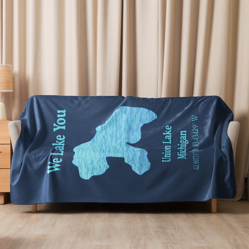Sherpa blanket with Union Lake