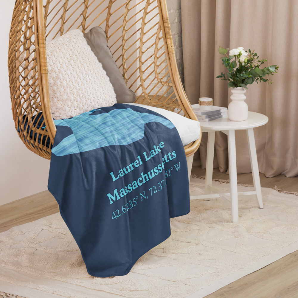 Laurel Lake Sherpa Blanket